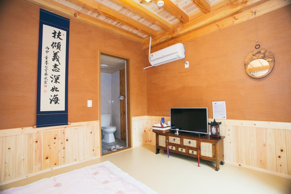 Laon Hanok Gguljam Jeonju Exteriör bild