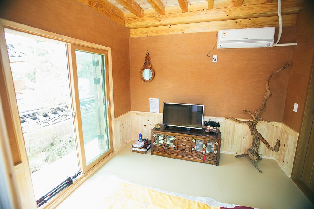 Laon Hanok Gguljam Jeonju Exteriör bild